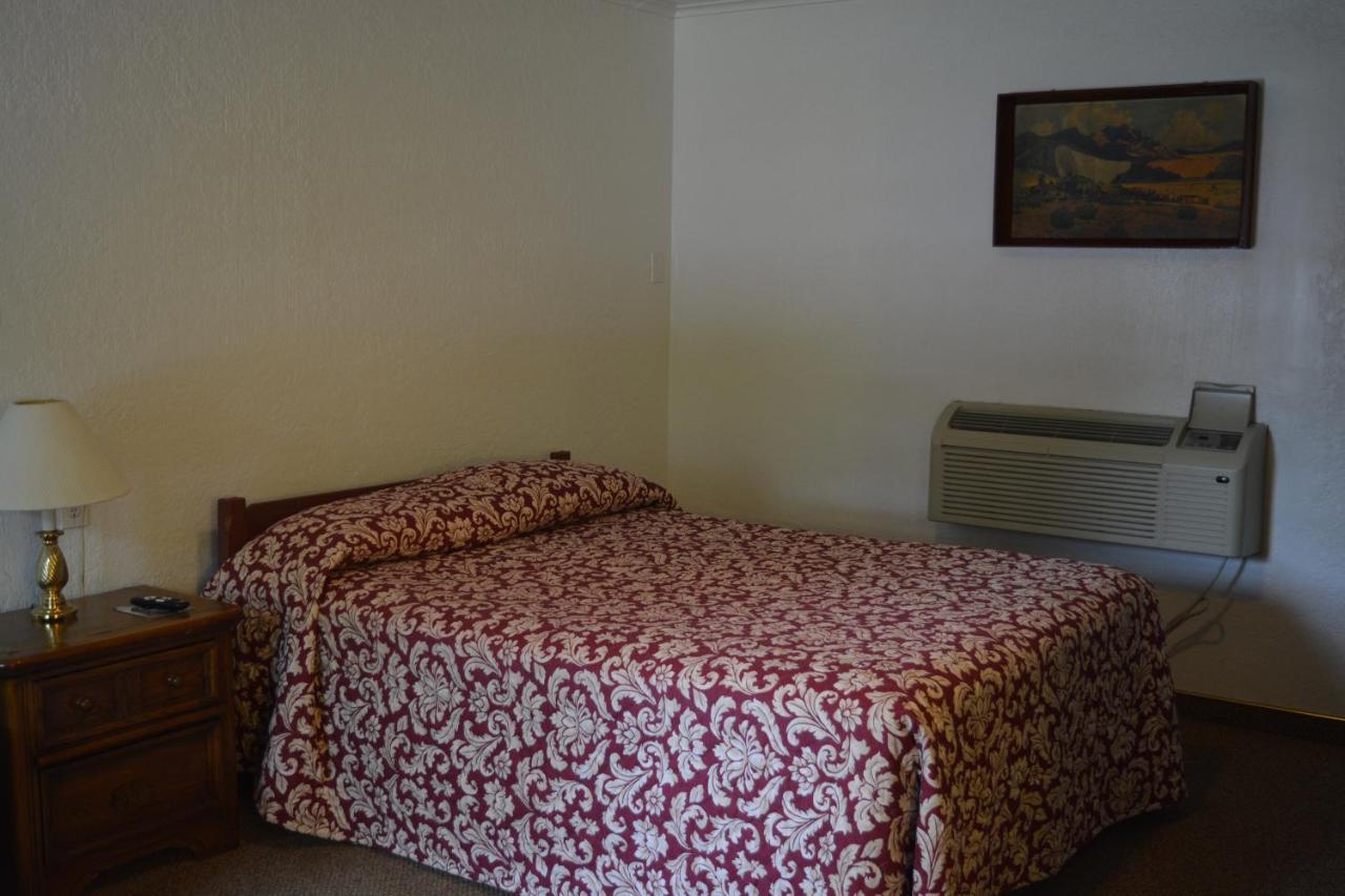 Single Room with Bathroom